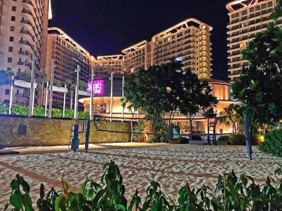 Azure Urban Resort A3 Near Airport Mall With Balcony Wavepool Manilla Buitenkant foto