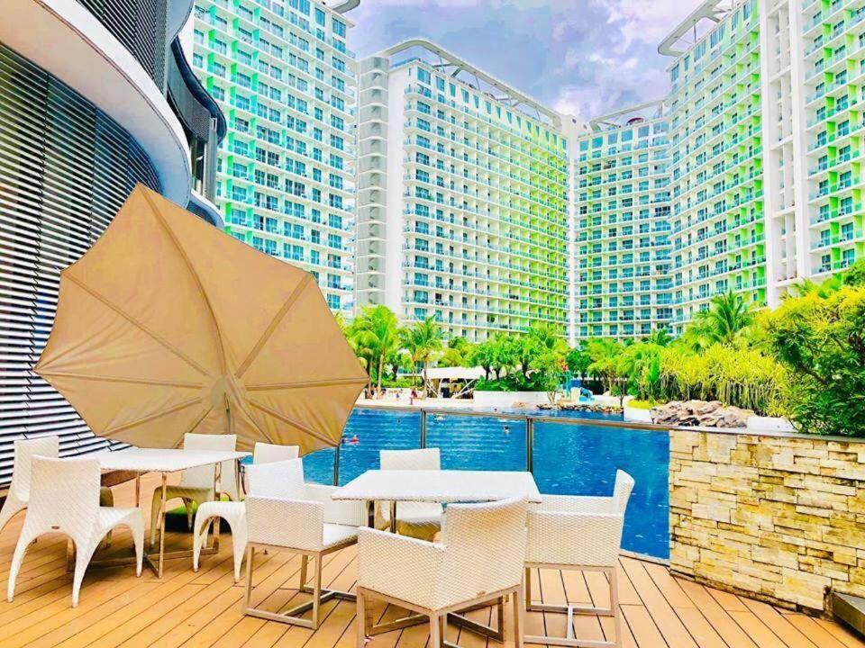 Azure Urban Resort A3 Near Airport Mall With Balcony Wavepool Manilla Buitenkant foto