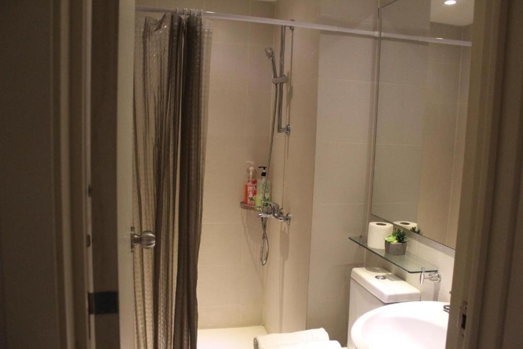 Azure Urban Resort A3 Near Airport Mall With Balcony Wavepool Manilla Buitenkant foto
